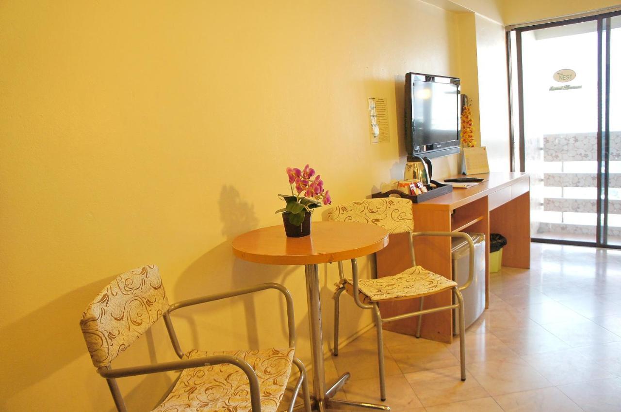 The Nest Serviced Apartment バンコク都 エクステリア 写真