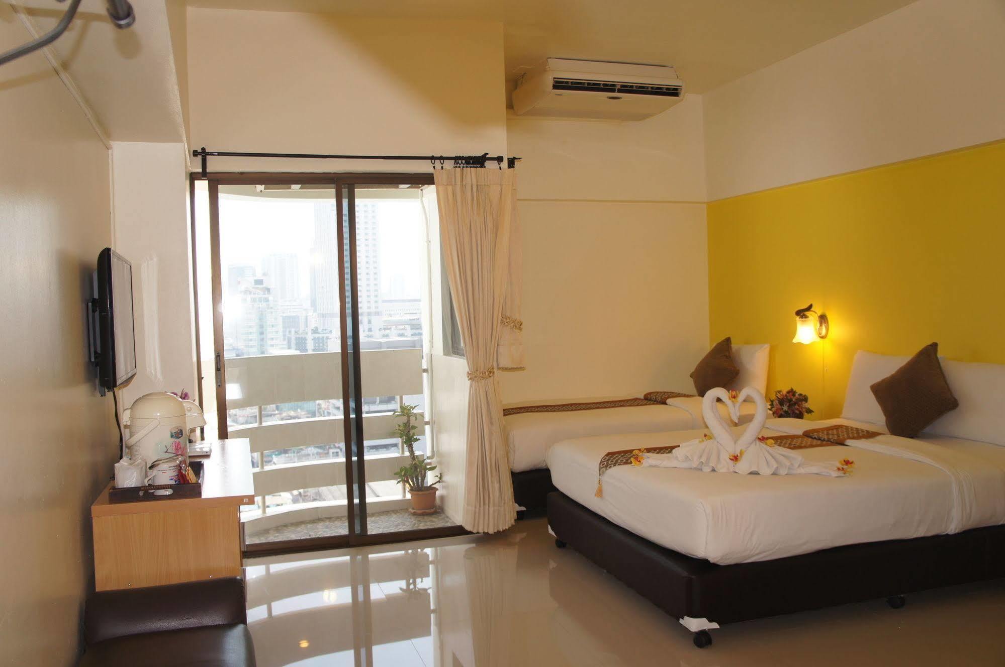 The Nest Serviced Apartment バンコク都 エクステリア 写真