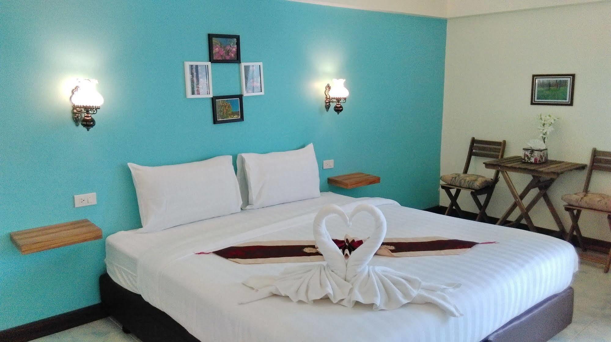 The Nest Serviced Apartment バンコク都 エクステリア 写真